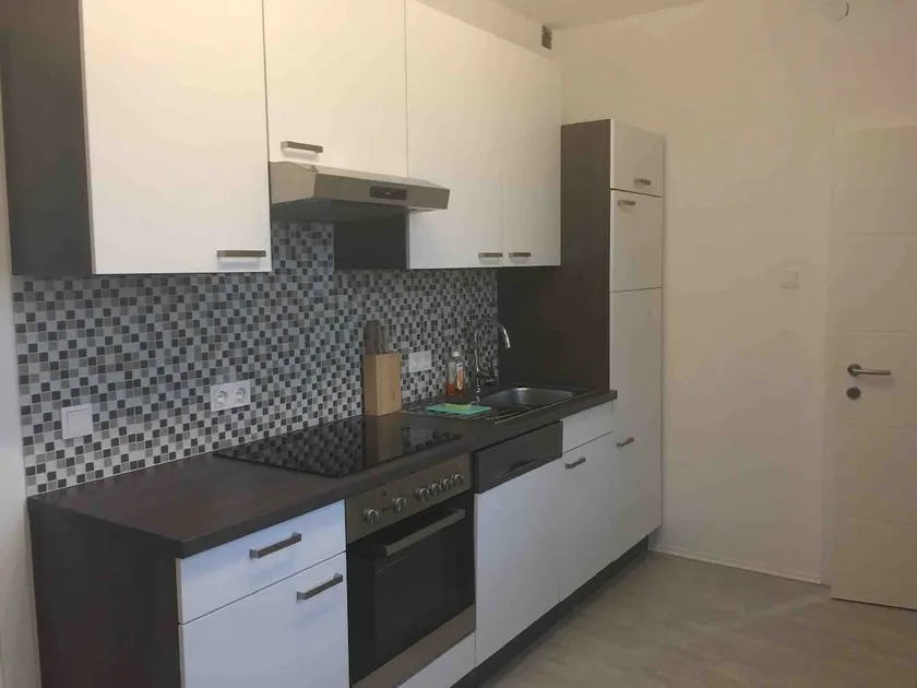 House with 3 bedrooms and garden in Amstetten - Image 1