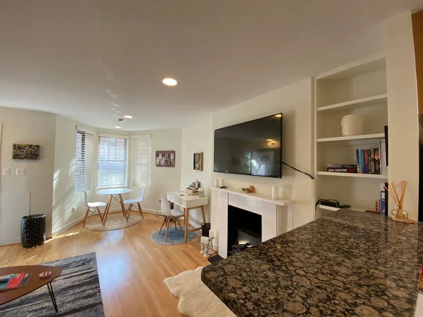 A City Gem * 1 Bd Apt Logan Circle - Image 1