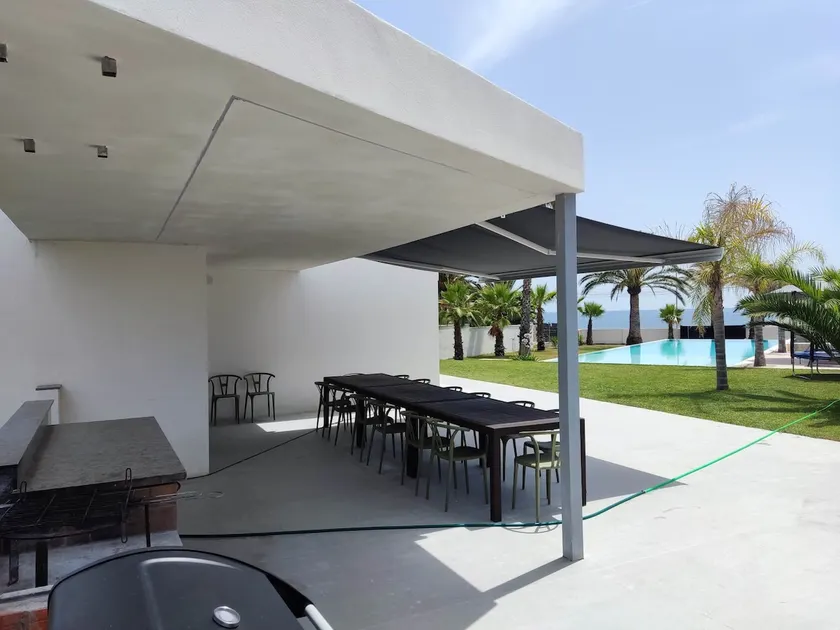 VILLA EULALIA, LUXURY ON THE FIRST LINE OF THE SEA - Image 1