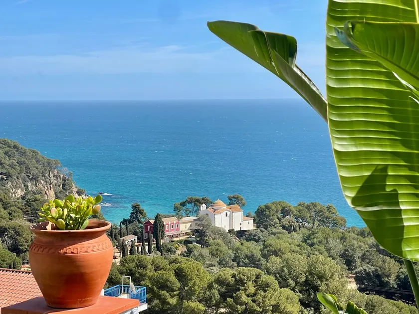 THE BLUE HOUSE, Mediterranean Boutique-Villa - Image 1