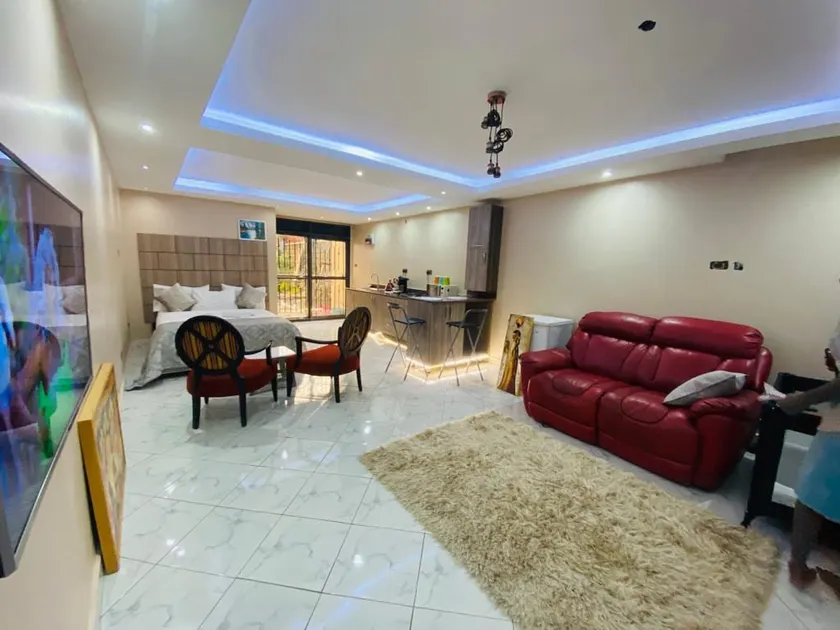 studio apartment - Image 1