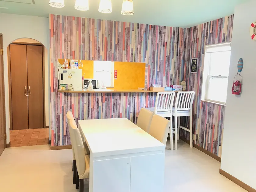 Enoshima Island House with Free Parking for up to 10 people. Spend a relaxing time with family and friends. - Image 1