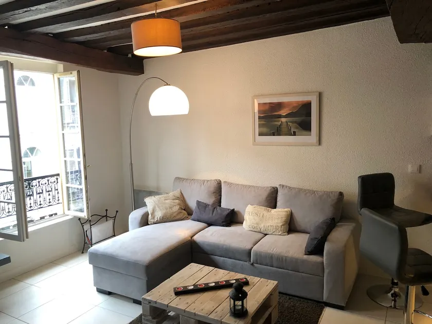 ❤️ The Charming Zola, superbly located in the center, ⭐️⭐️⭐️ Netflix-rated - Image 1