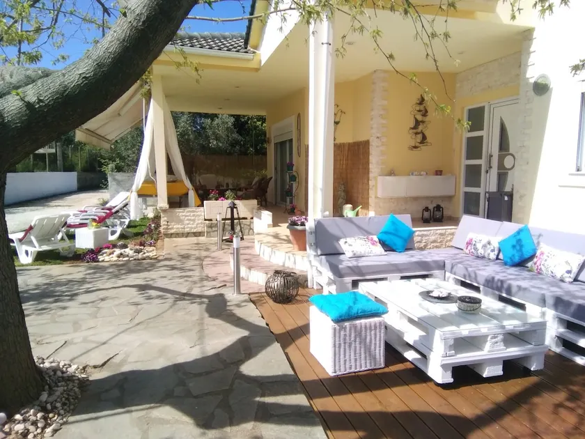 Charming house just a few minutes from the sea - Image 1