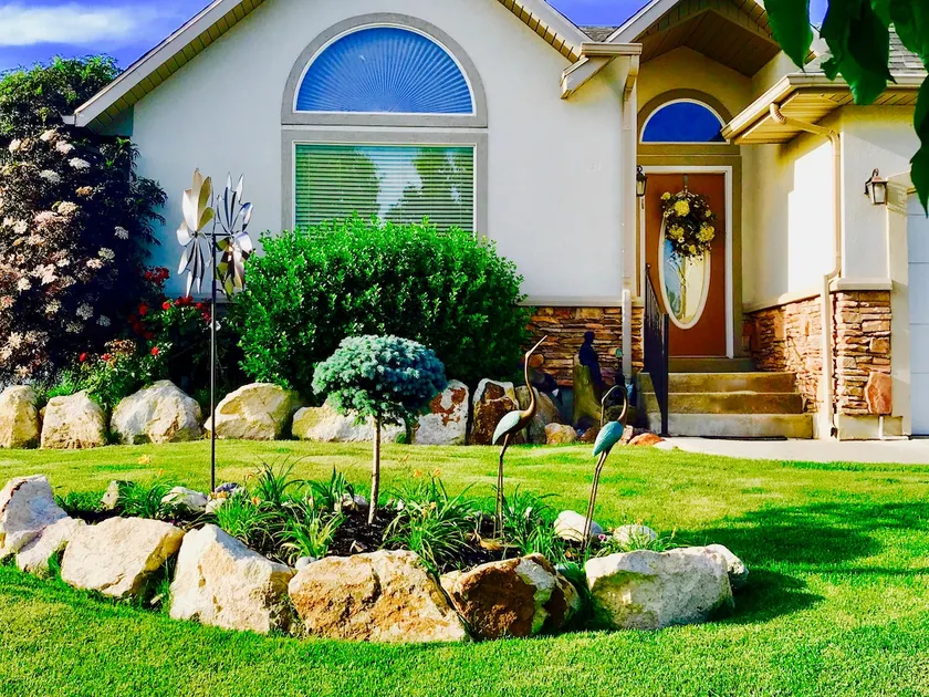 Comfortable, Spacious & Private 'Downstairs' Home - Image 1