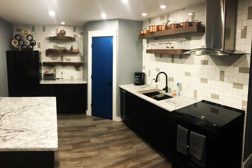 Modern home steps from Cabot Links! - Image 1
