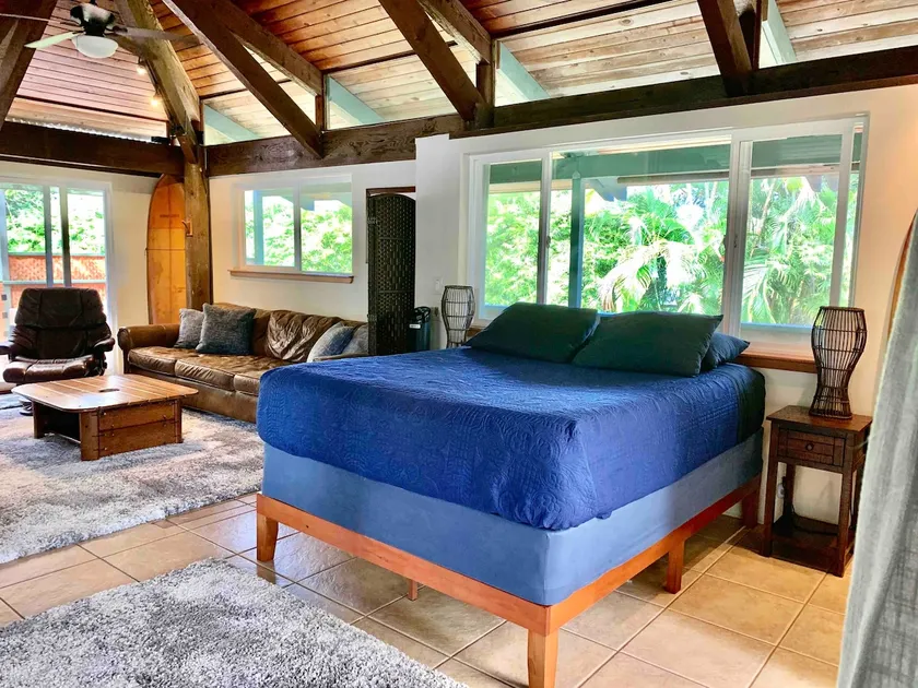 Sunrise Surf Loft at the Hana Bay B&B - Image 1
