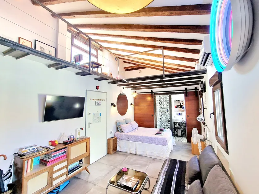 ♥STYLISH♥ Architect designed CENTRAL. ⭐SANITIZED⭐ - Image 1