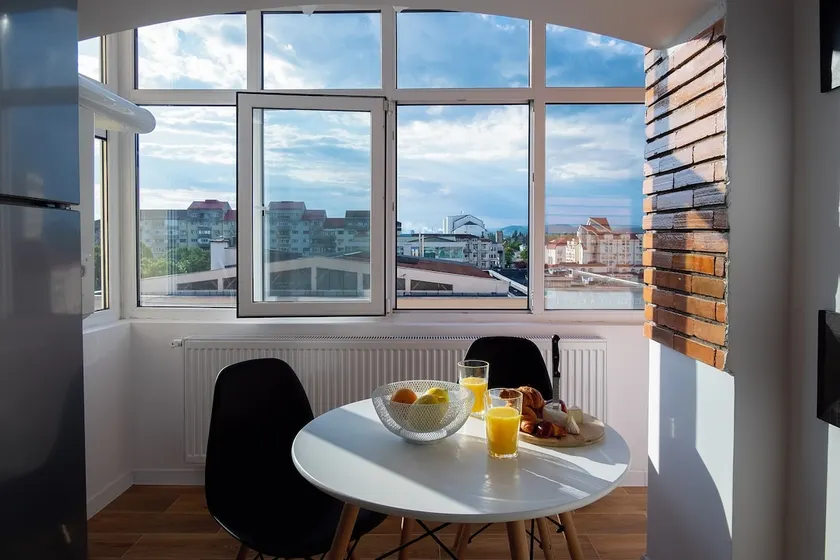 Studio with a view in city center - Image 1