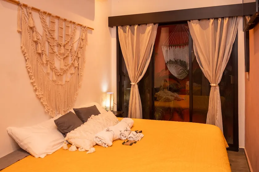 Casa Margaritas Centrally located and cozy accommodation - Image 1