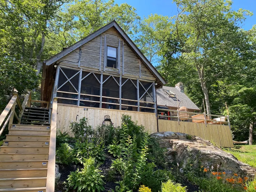 Lakeside 3 BR Cabin in Boothbay Harbor - Image 1