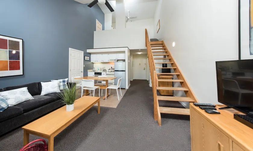 ESCAPE TO THE PERFECT WHITE MOUNTAIN LOCATION - Cozy Condo @ Lincoln Station - Image 1