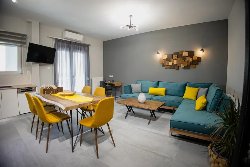 Pagona's Luxury Apartment - Image 1