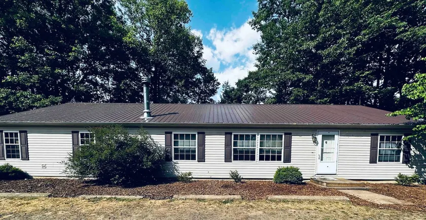 East Lake Camping House - Image 1