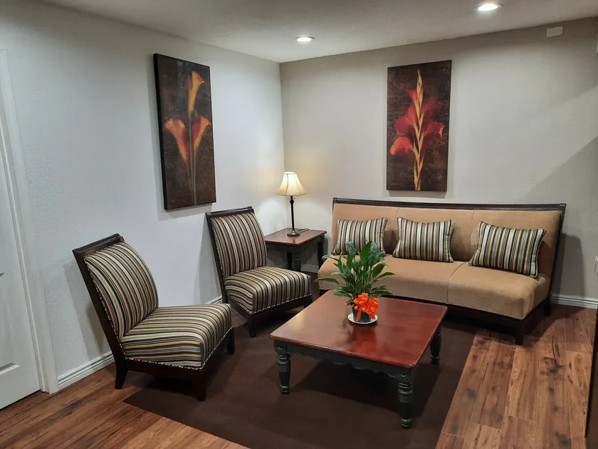 CO Mile High Vista Retreat In NW Commerce City - Image 1