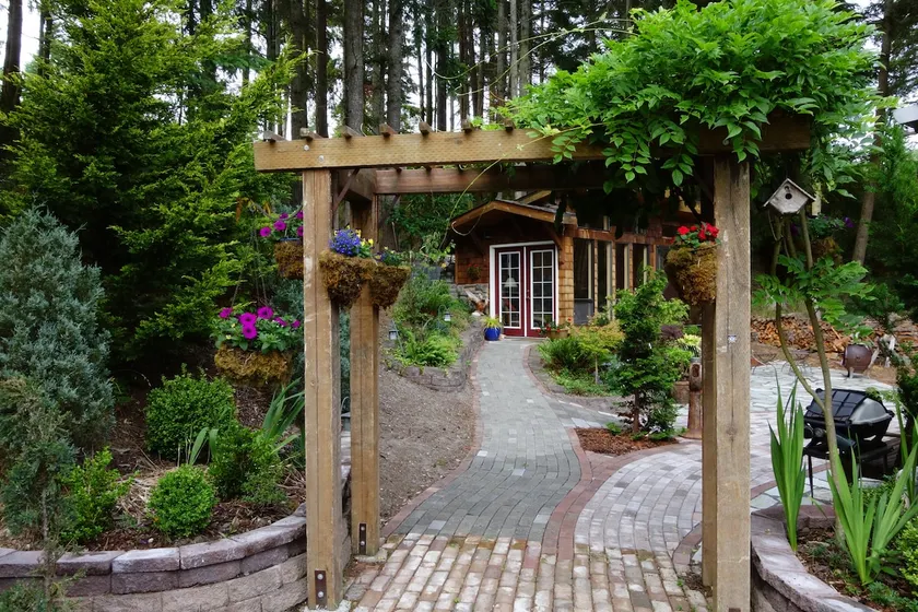 Private and Cozy Island Hide-Away - Image 1