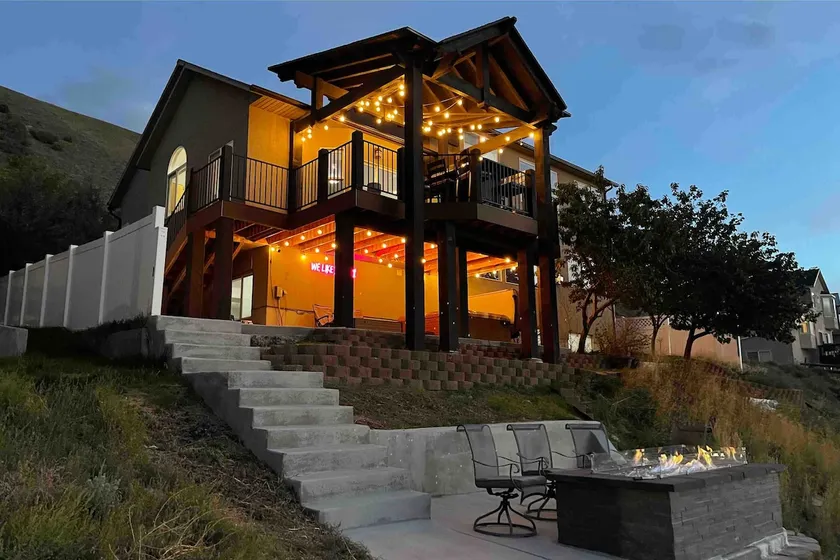 Relaxing Ski Retreat | Mtn Views | Hot Tub | Games - Image 1
