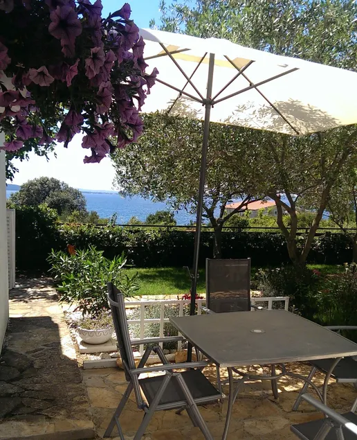 2+1 -Separated-Private entrance and garden - Image 1