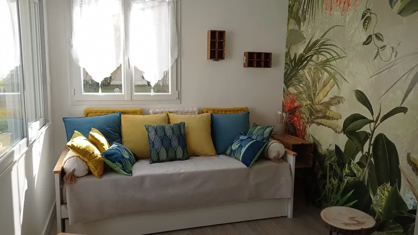 ENTIRE ACCOMMODATION - IDEAL for golfers and vacationers - Image 1