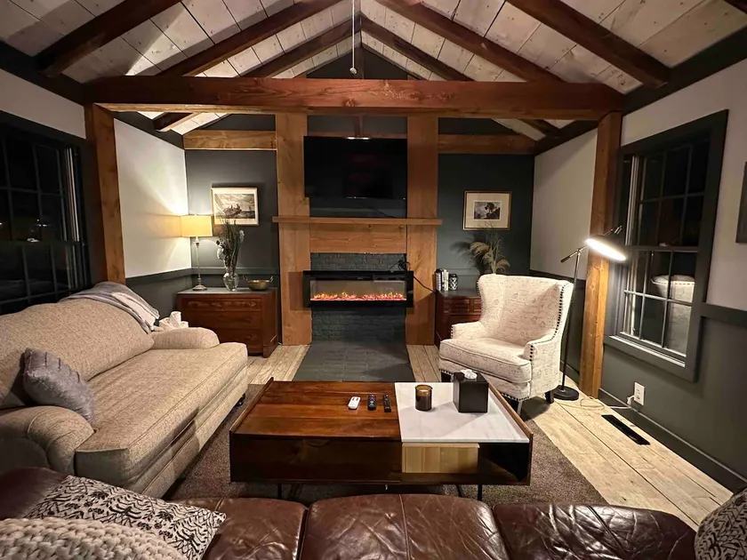 Hartford Cottage | Sleeps 6 - Image 1