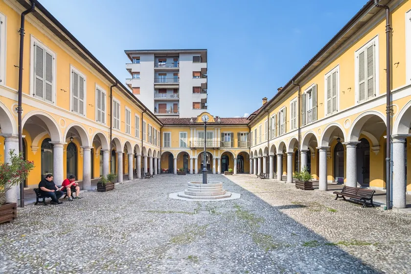 Stay in Verbania Pallanza - Image 1