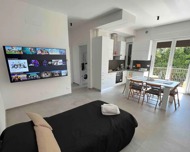 Beachfront apartment - Punta Marina - Image 1