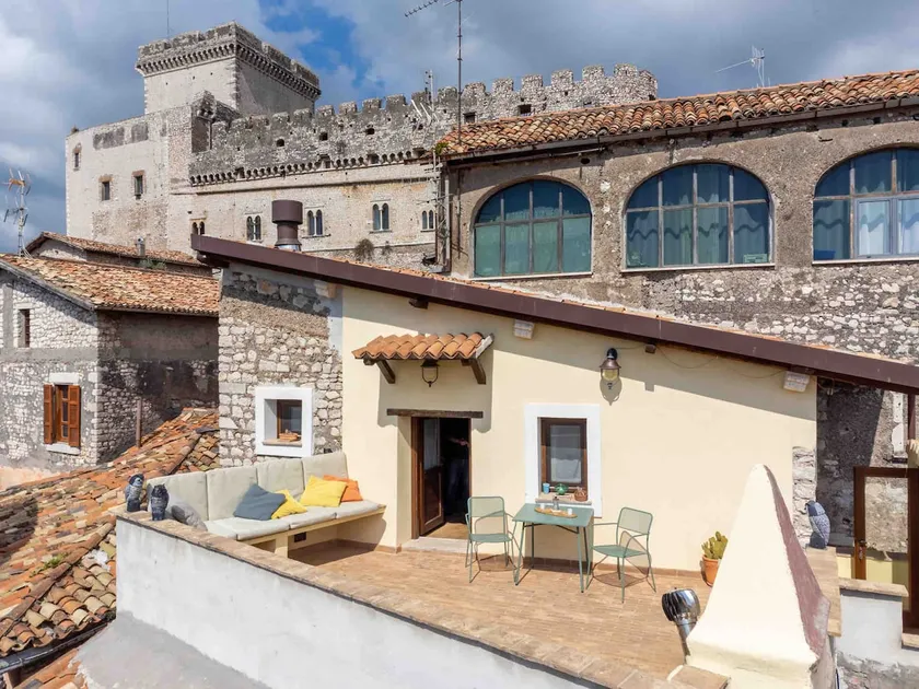 Aurora Medieval House - Image 1