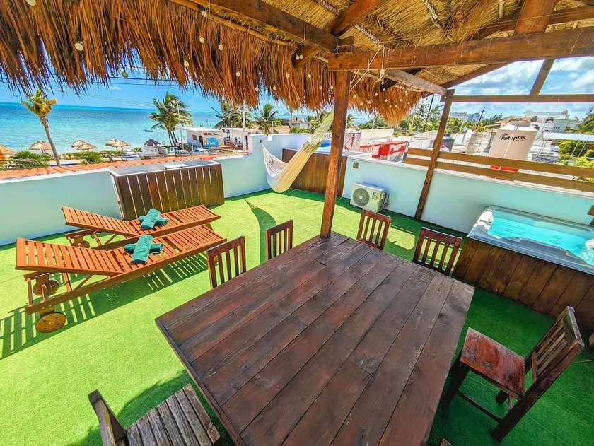 Beachfront | Pool, Jacuzzi & Oceanview terrace - Image 1