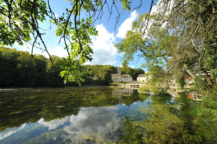 Gentilhommiere Eaux Bleues - Image 1