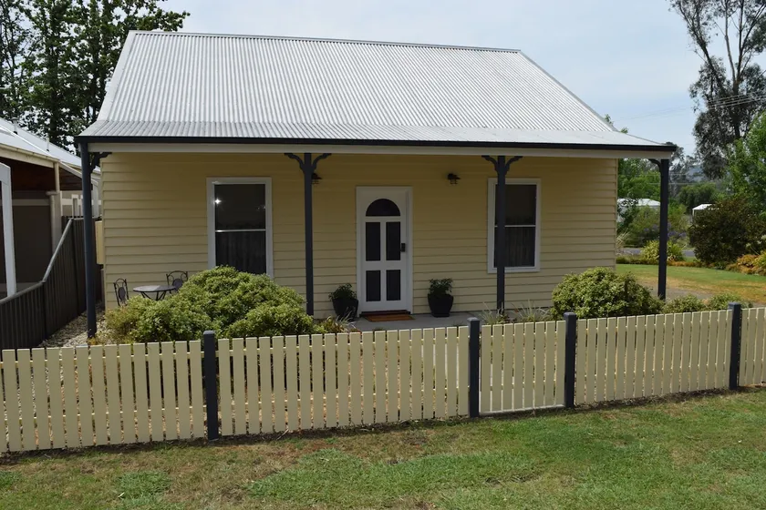 Number 1 Bakery Lane, King Valley - Image 1