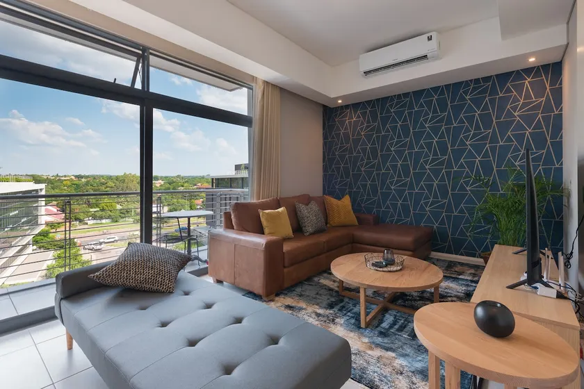 Menlyn Maine - Image 1