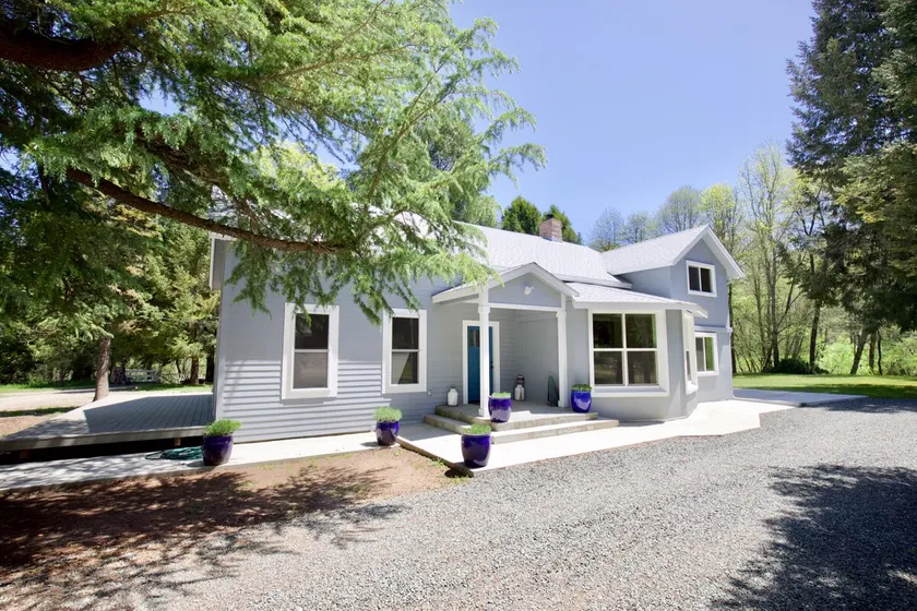 Glenbrook Lodge - Privat Creekside Estate - Image 1