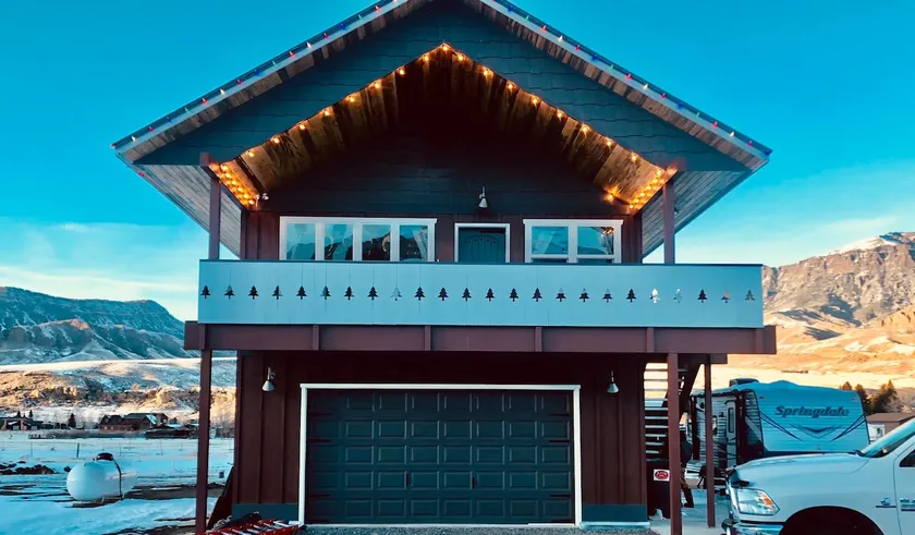 Newly Built Chalet Cody to Wapiti to Yellowstone - Image 1