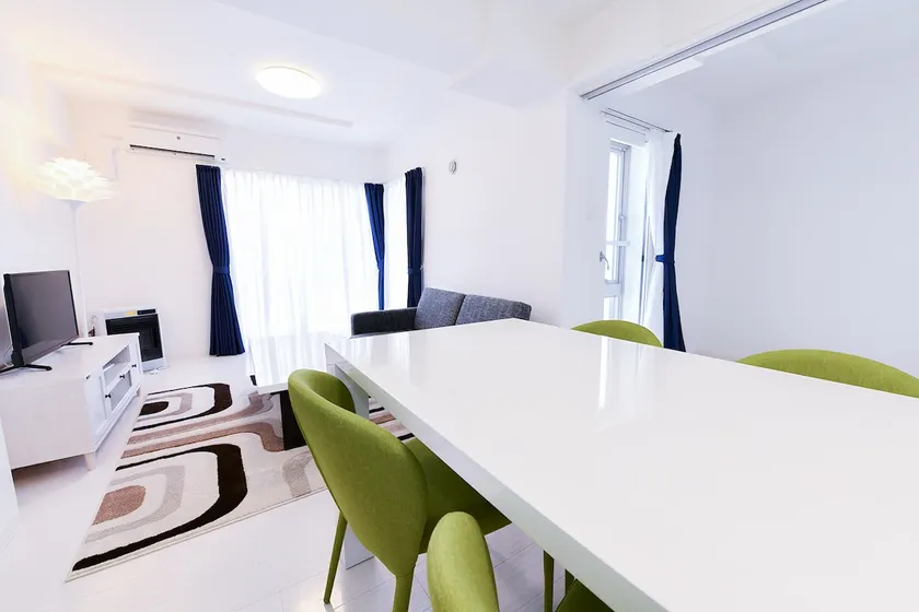 [GYE402] Stylish apartment with appliances! Free parking & Wi-Fi available! - Image 1