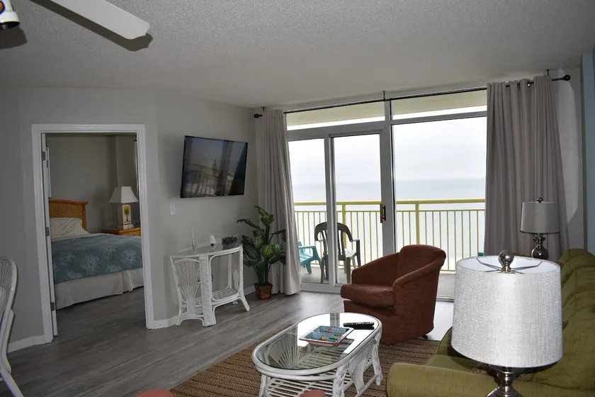 Awesome Oceanfront 3 BR linens/towels included - Image 1