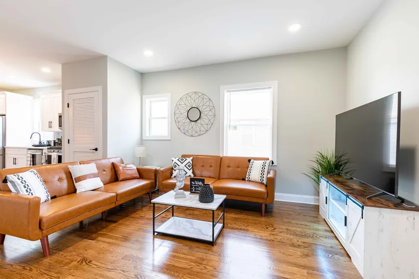 #2 ♥️ Modern 3BR 2 BT+2🅿️ near NYC & AmericaDream - Image 1