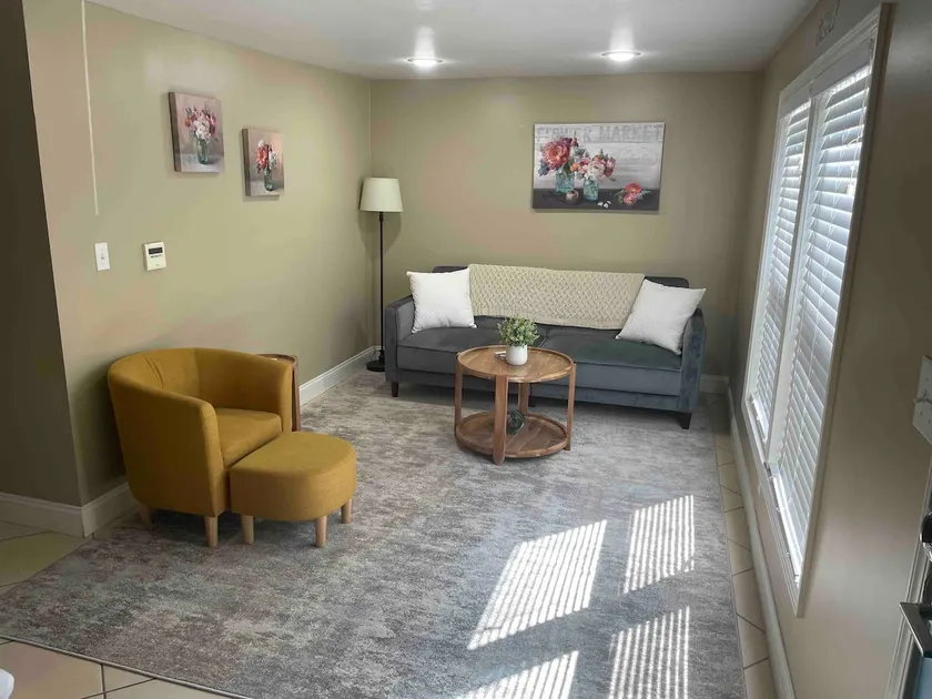 Selby Street Suite - Image 1