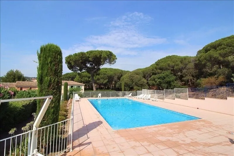 T4 82m² - tranquillo - climatizzato - wifi - 3 camere da letto -2 bagni - 6 persone - piscina - Image 1