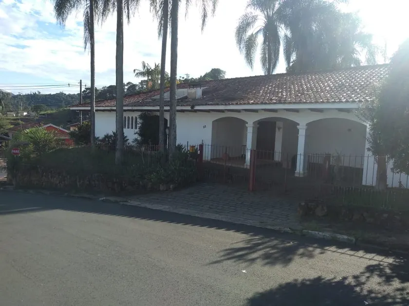 Cozy one-story country house in Lindoia - SP - Image 1