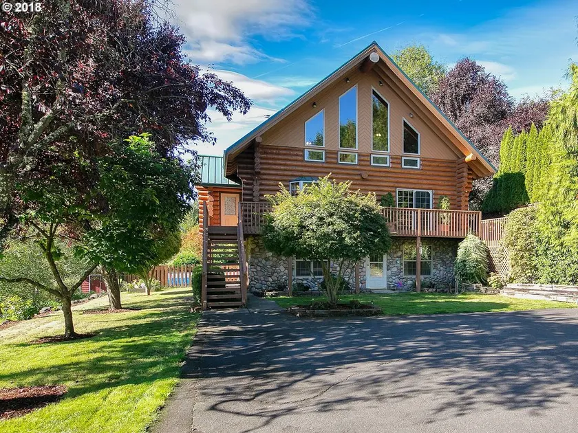 Knotty Pine - Log Home - Image 1