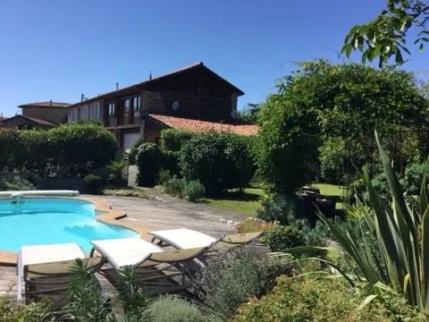 Totally independent 95 m² loft - Image 1
