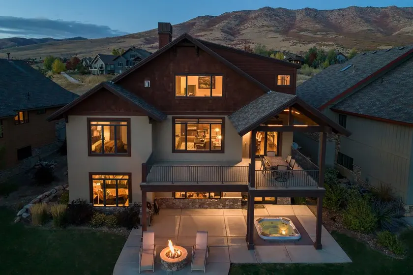6 Bdr 4 are King hot tub fire pit BEST view - Image 1
