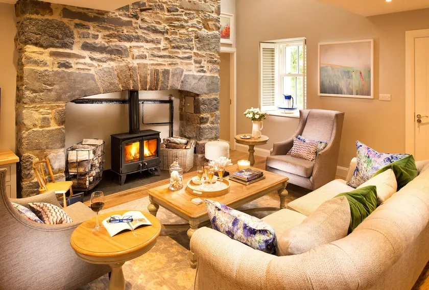 The Hawthorn - Modern cottage in Burren setting - Image 1