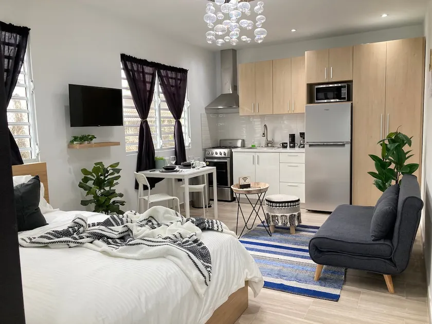 Studio 929*Great Cozy Space* - Image 1