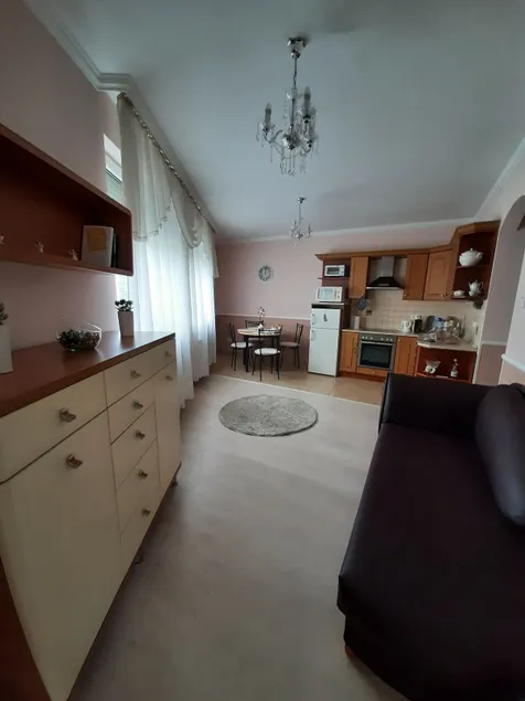 Downtown apartment for rent in Debrecen - Image 1