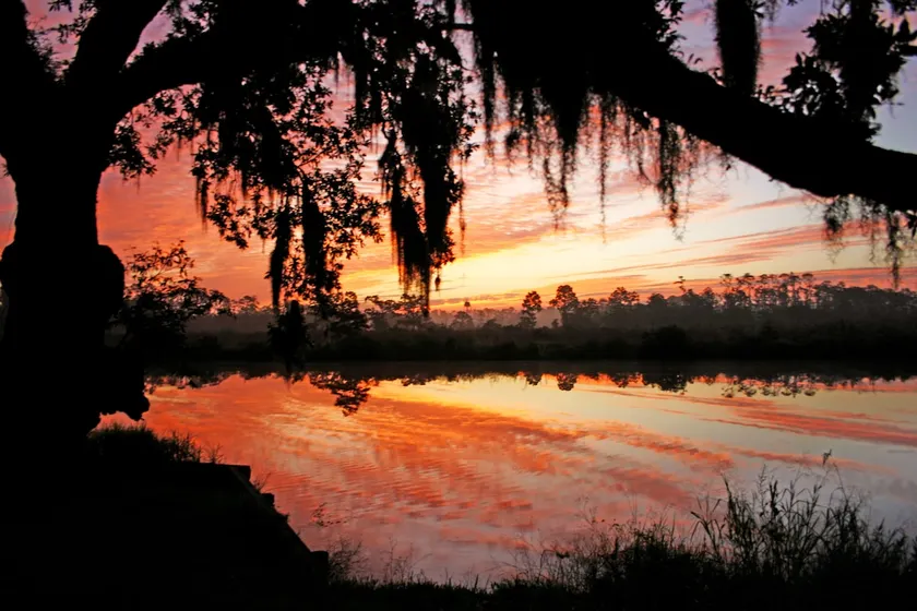 Just Available! Waterfront haven 40 min to NOLA - Image 1