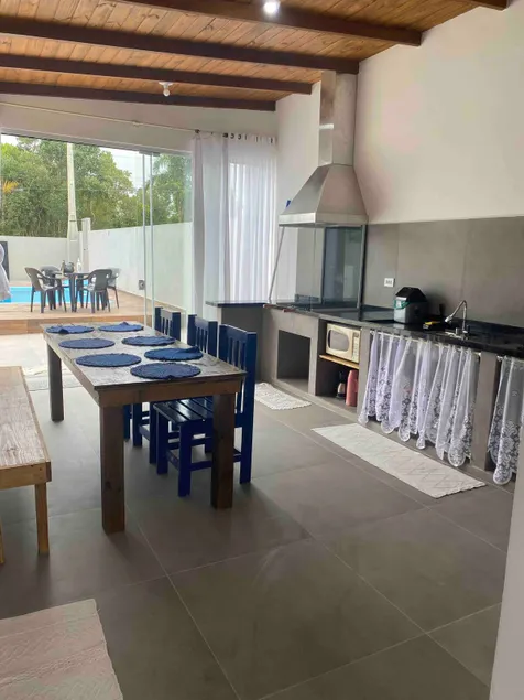 Brisa House with Pool - Image 1