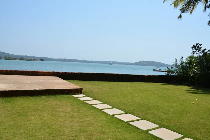 Morjim River Villa - Image 1
