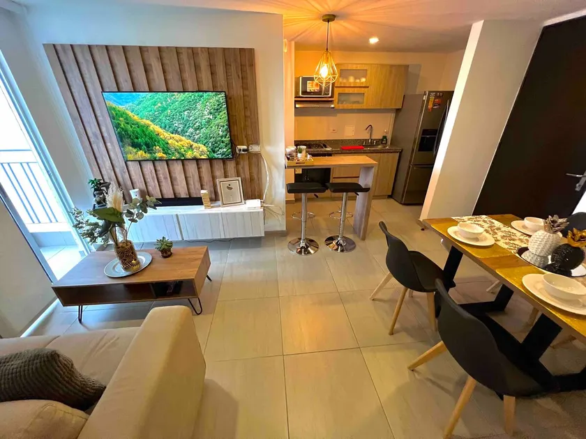 Exclusive Luxury Apartment Near Cable Plaza - Image 1