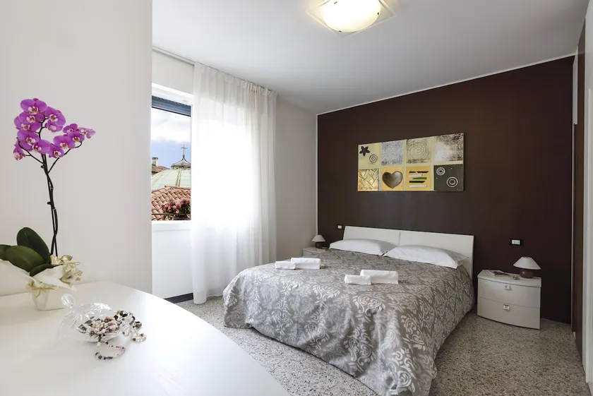 Brick House Treviso - Image 1